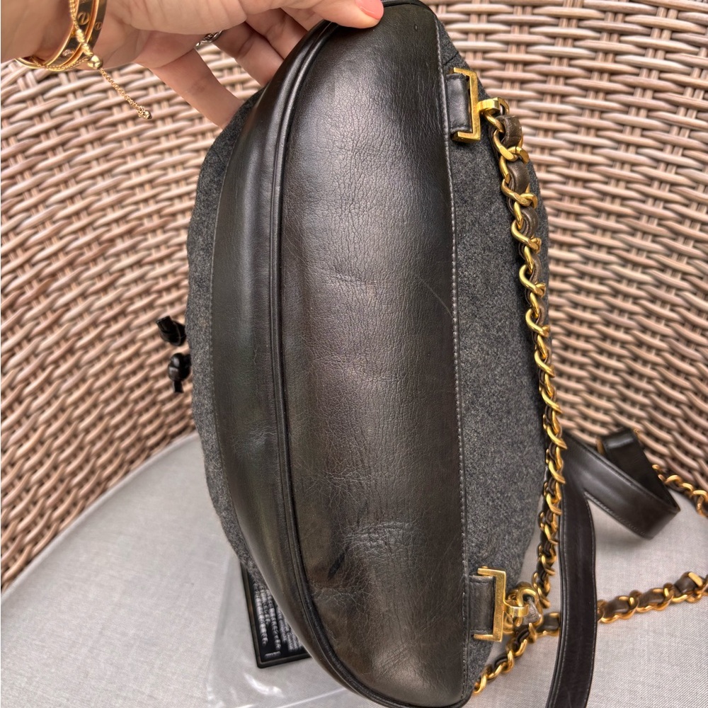 Authentic CHANEL tweed leather black khaki backpack - Picture 6 of 15